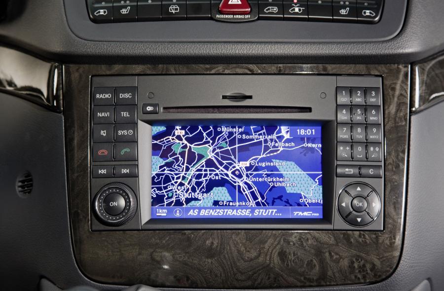  Mercedes-Benz Viano 2011 года  (фото 10 из 140)